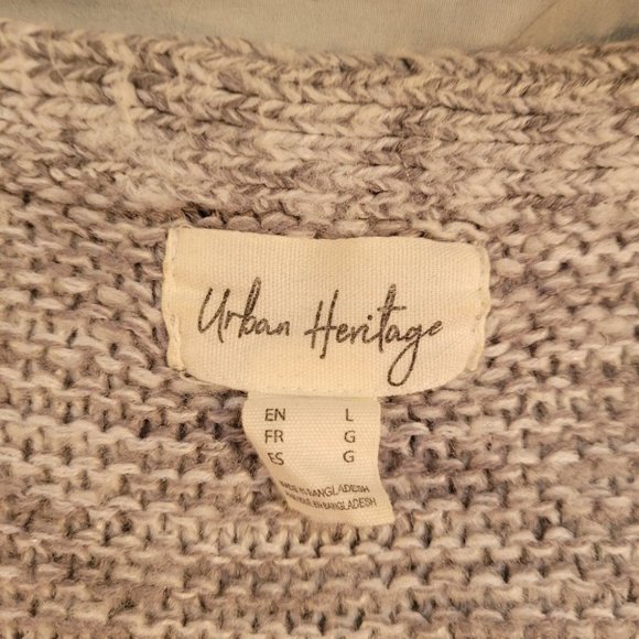 Large Urban Heritage Grey & Black Cardigan - Picture 3 of 7